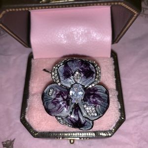 Juicy Couture Pansy ring size 7